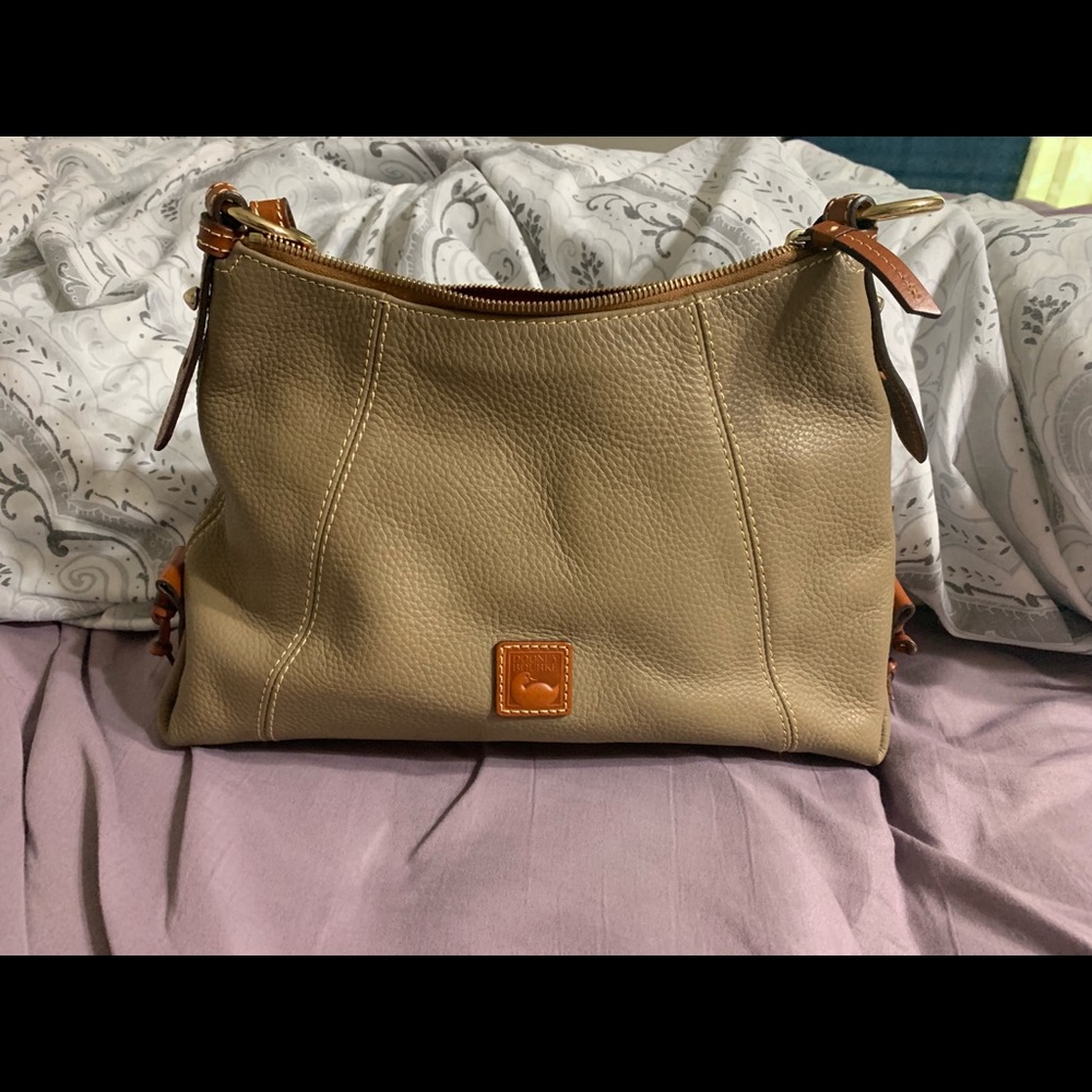 Dooney and bourke purse